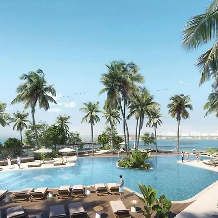Orange Crush - Resort-Style Amenities & Location